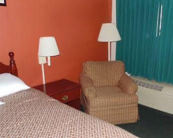 West Park Inn Sandusky Экстерьер фото